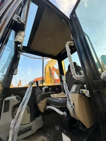 CAT 305.5