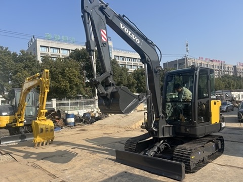 Volvo EC55