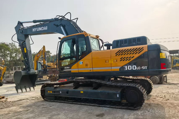 Hyundai used excavator