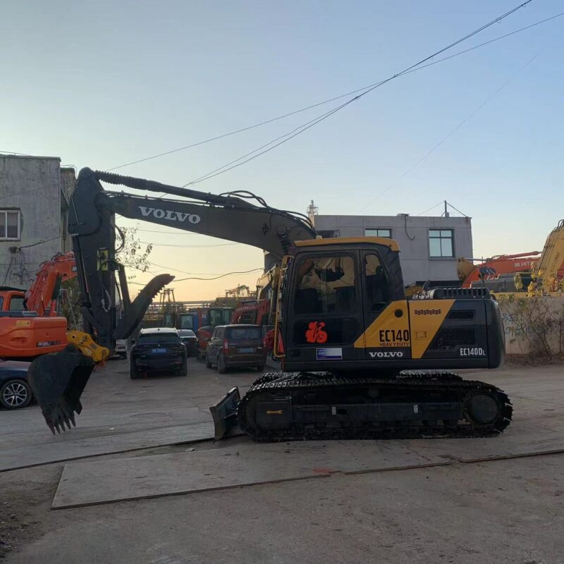 Volvo EC140