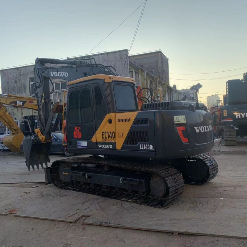 Volvo EC140