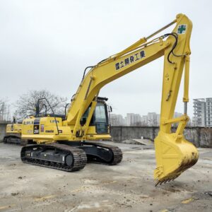 Komatsu PC200