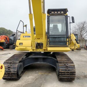 Komatsu PC200