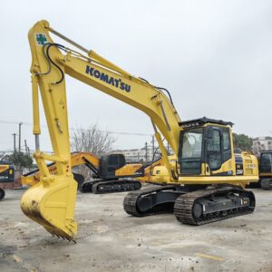 Komatsu PC200