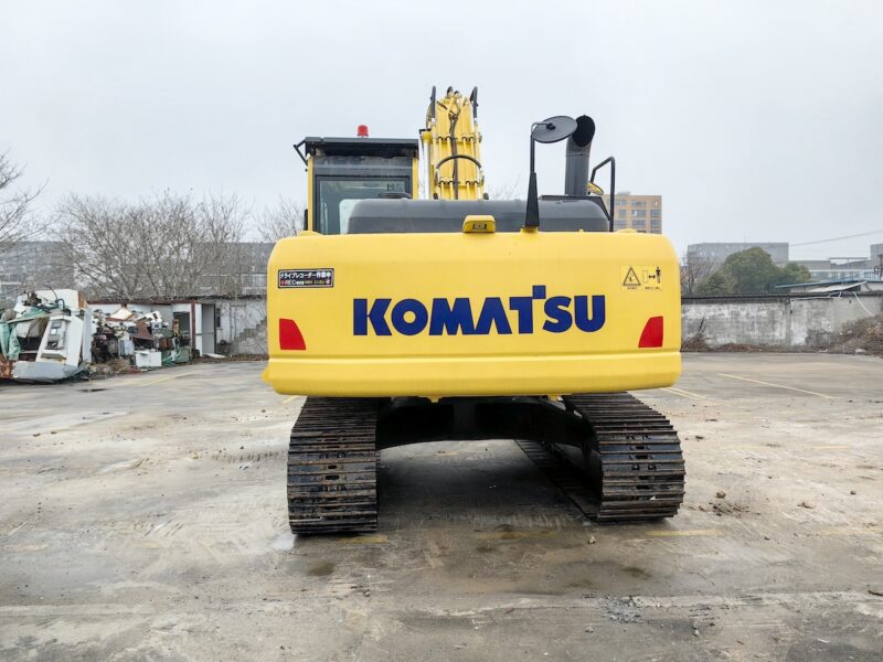 Komatsu PC200