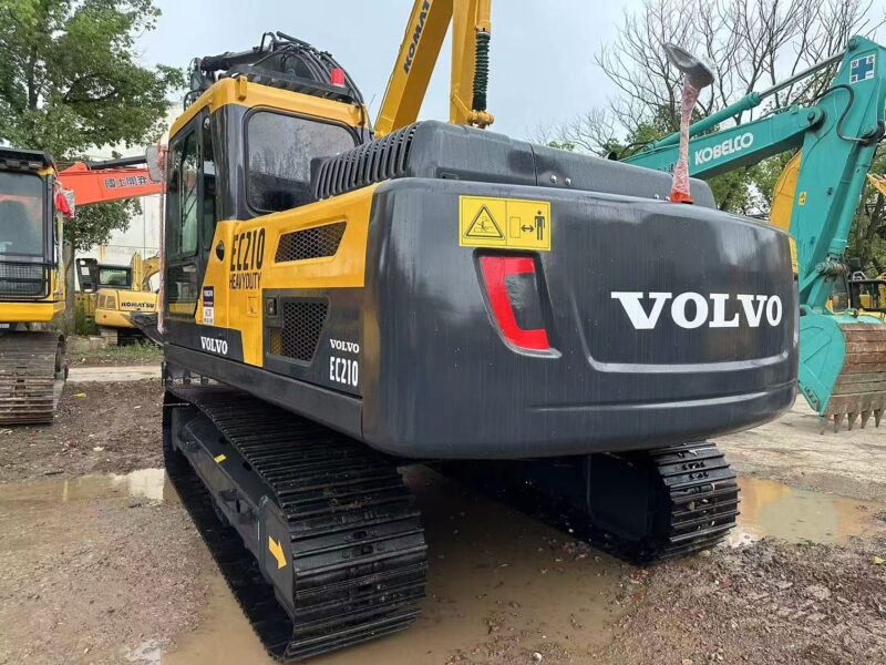 Volvo EC210
