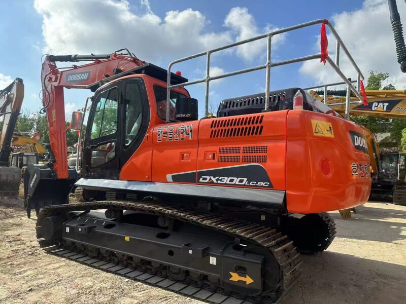 Doosan DX300