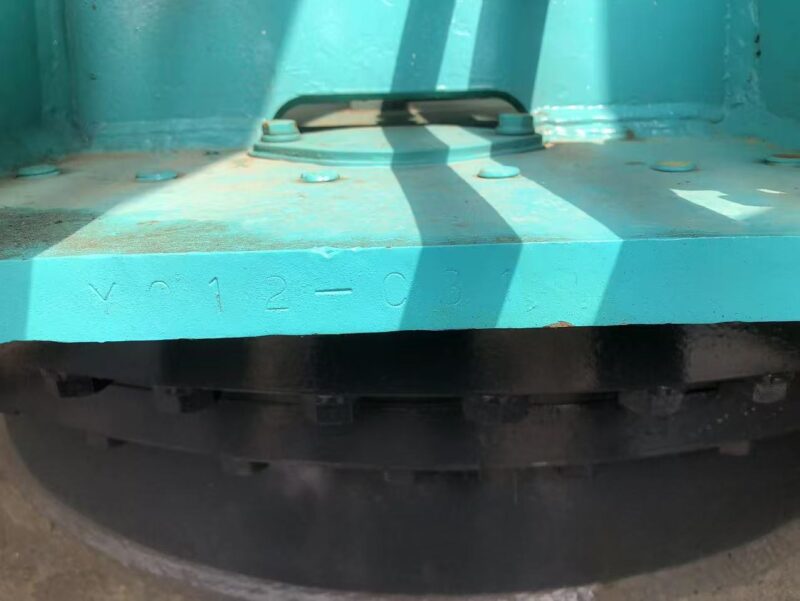 Kobelco SK210