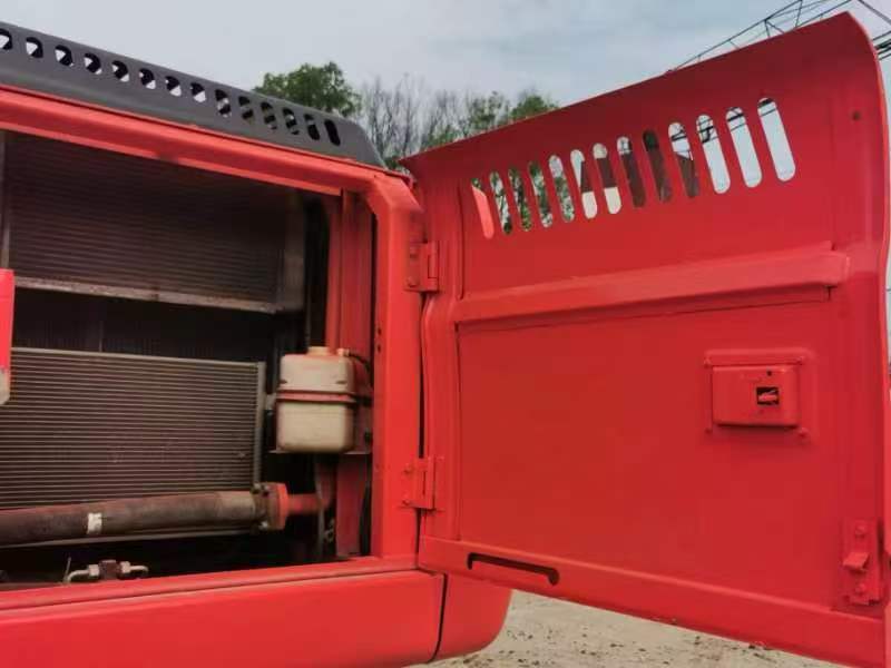 Doosan DX225