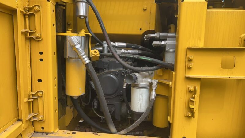 Komatsu PC120