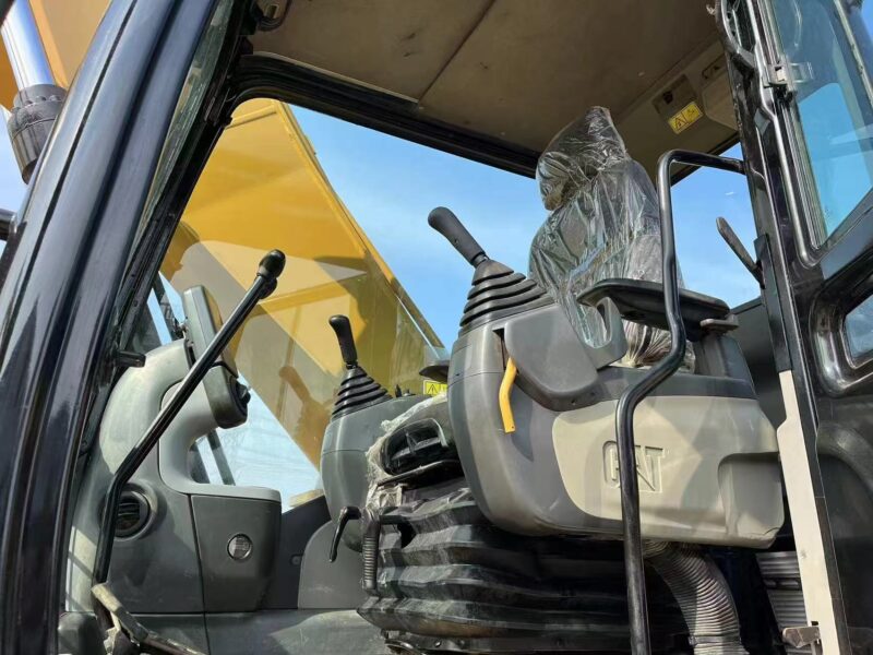 CAT 325