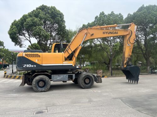 hyundai 210W-9