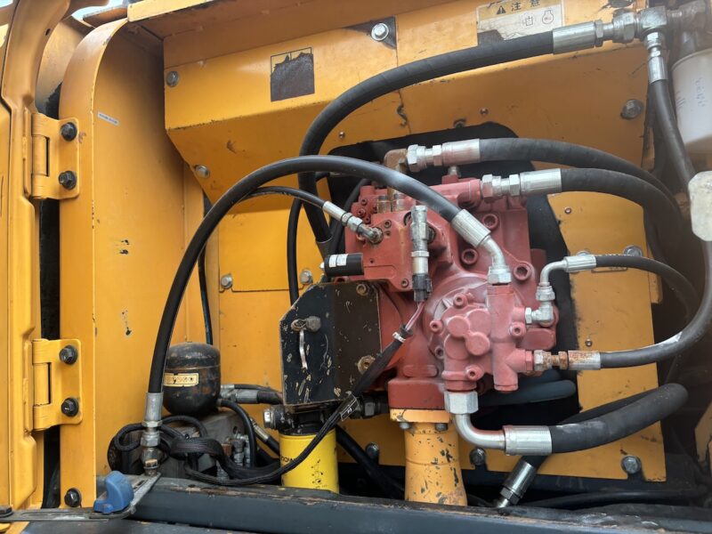 hyundai 210W-9