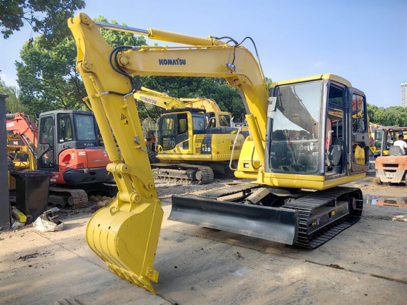 Komatsu PC60