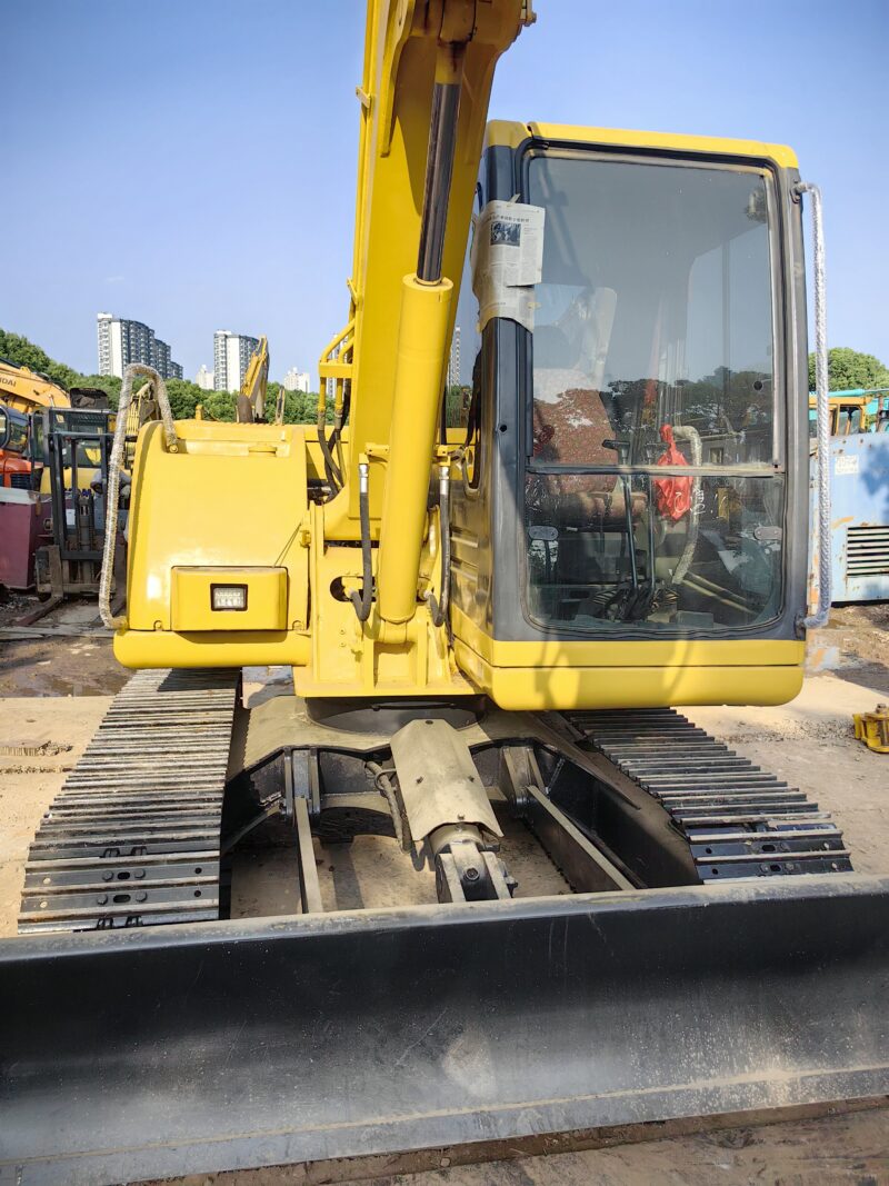 Komatsu PC60