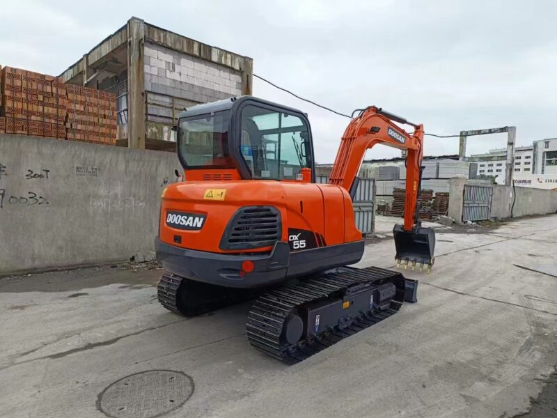 Doosan DX55