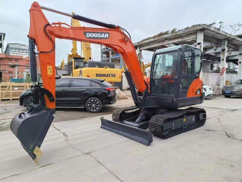 Doosan DX55