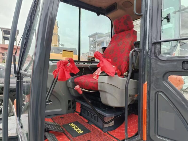 Doosan DX55