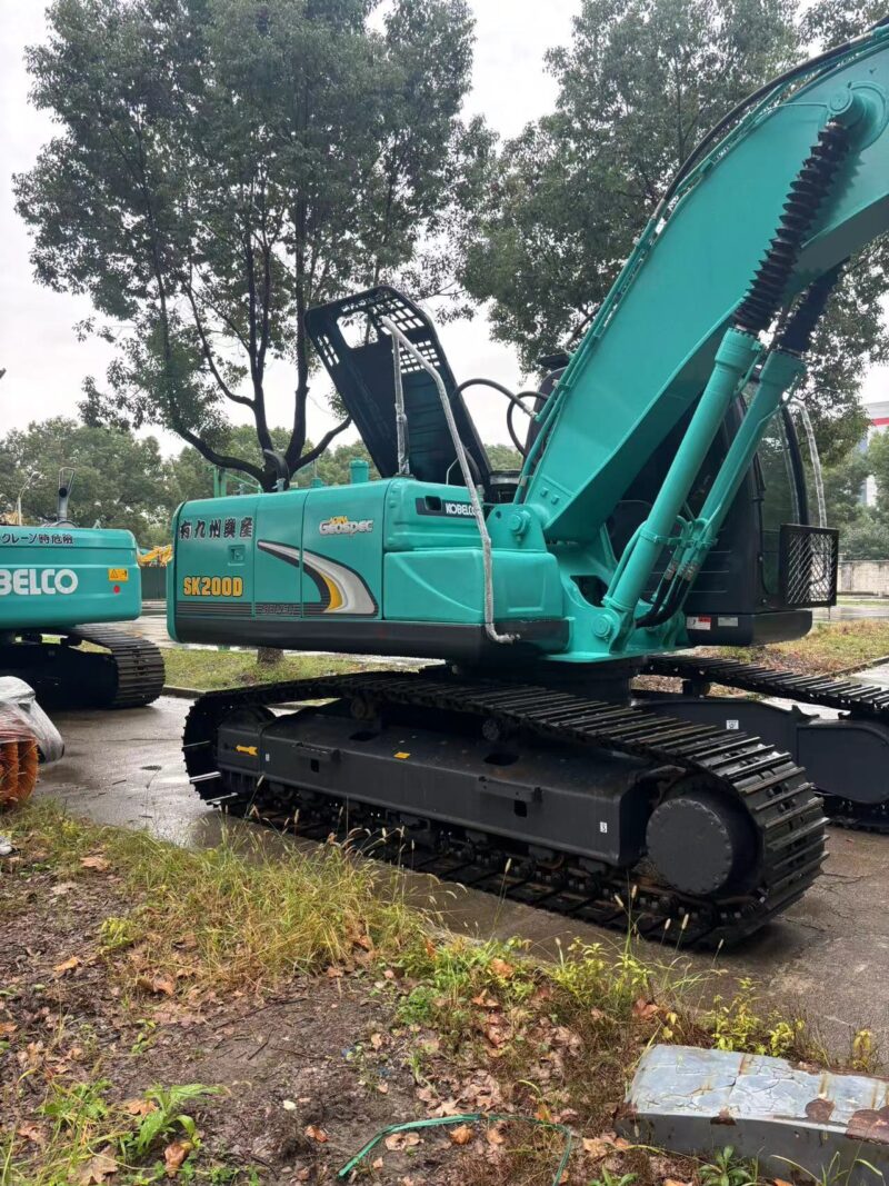 Kobelco SK200