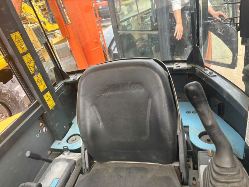 Komatsu PC35