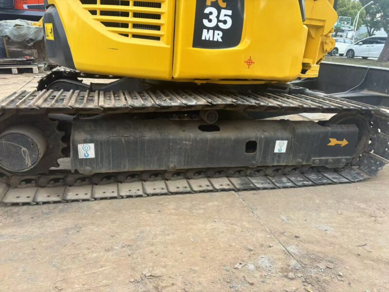 Komatsu PC35