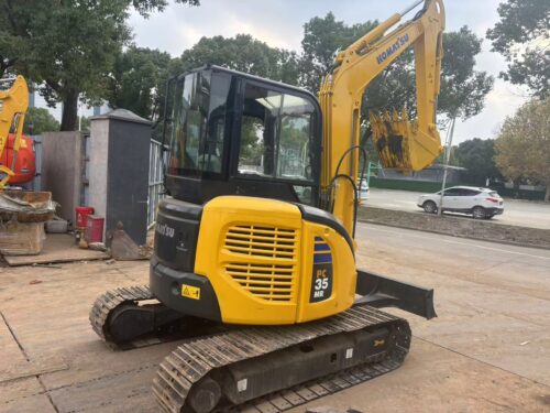 Komatsu PC35