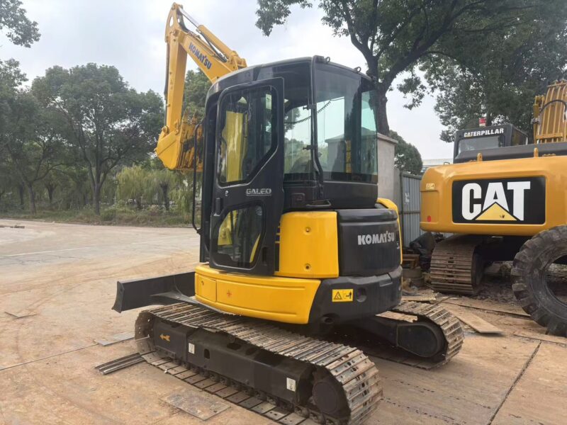 Komatsu PC35
