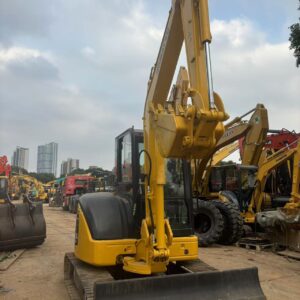 Komatsu PC35