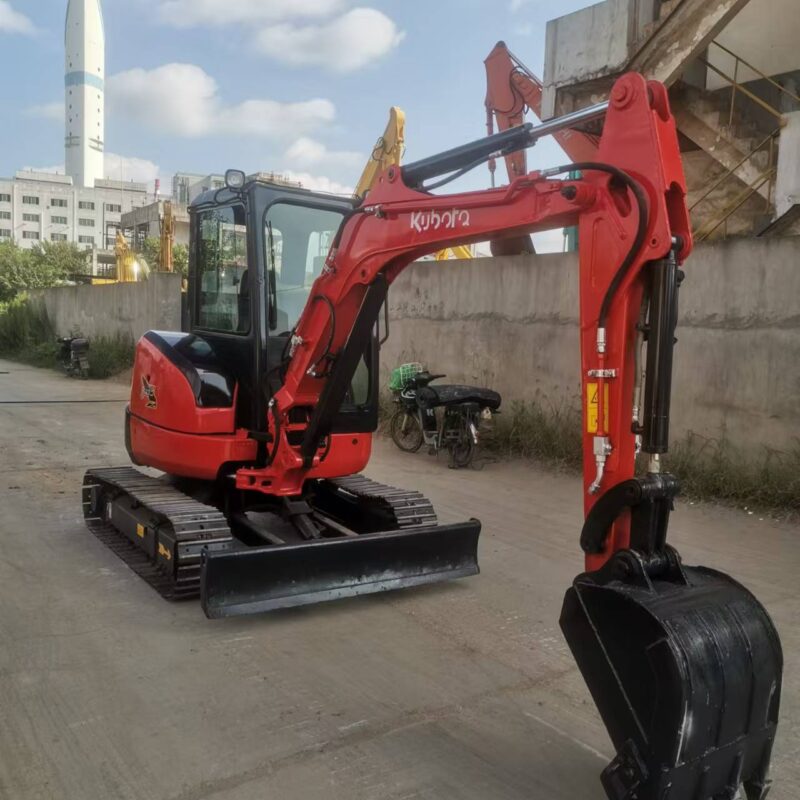 Kubota U35
