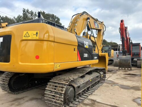 CAT 330