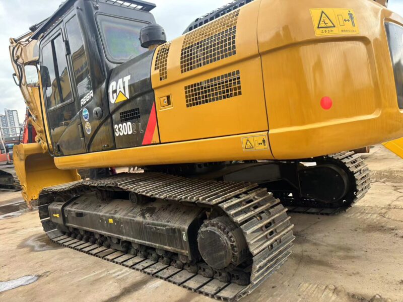 CAT 330
