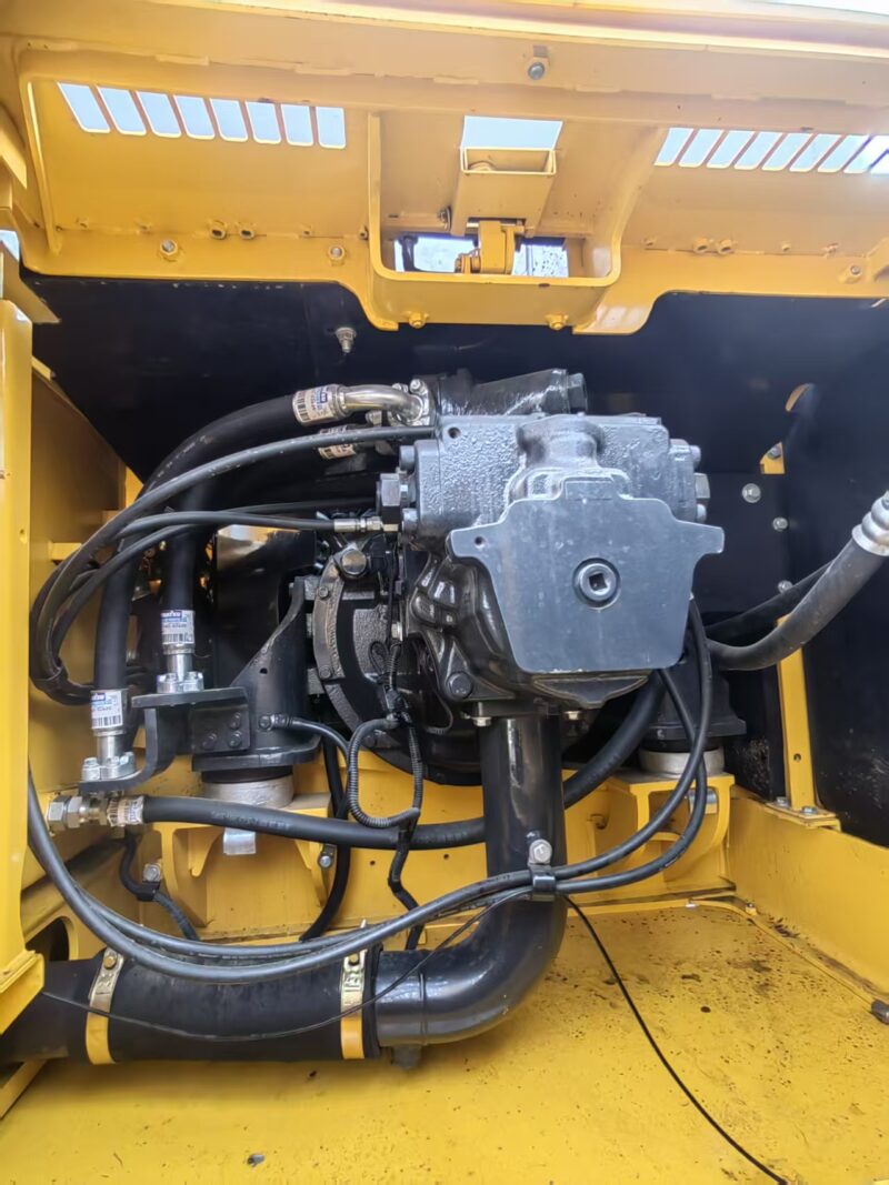 Komatsu PC360