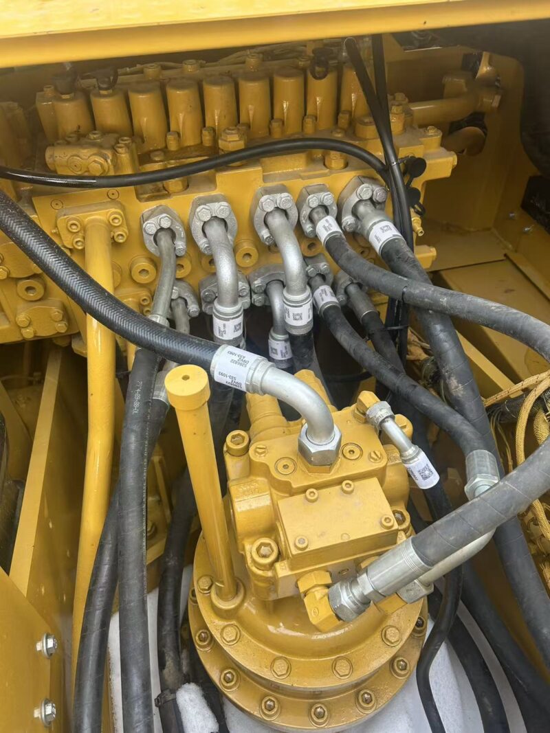 CAT 320