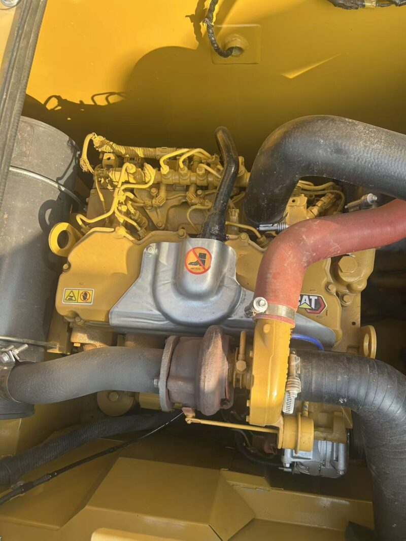 CAT 320