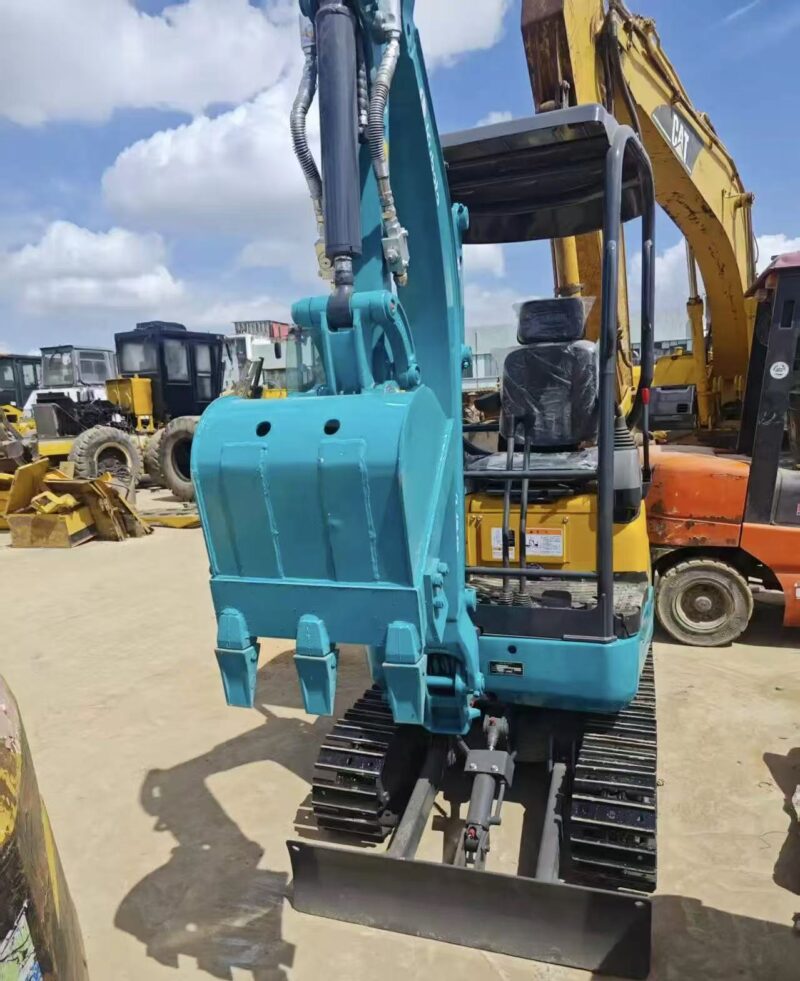 Kubota U17