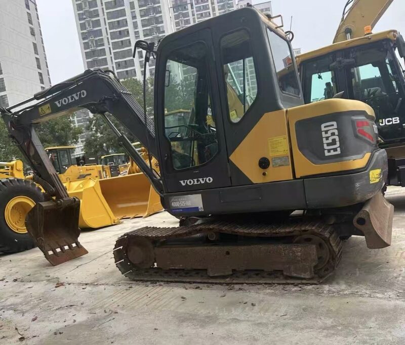 Volvo EC55
