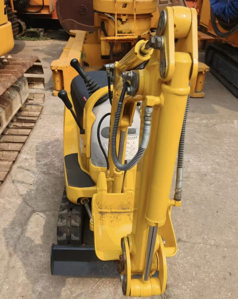 Komatsu PC01
