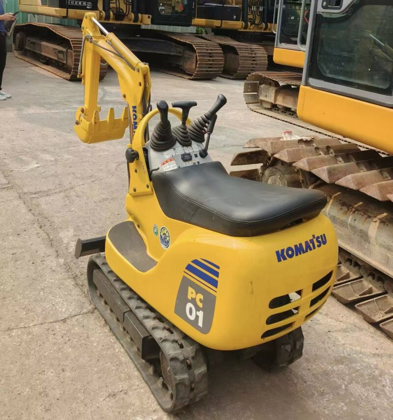 Komatsu PC01