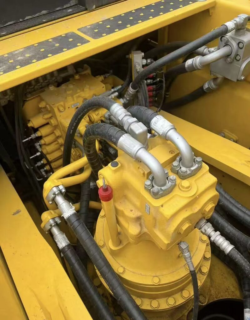 Komatsu PC400