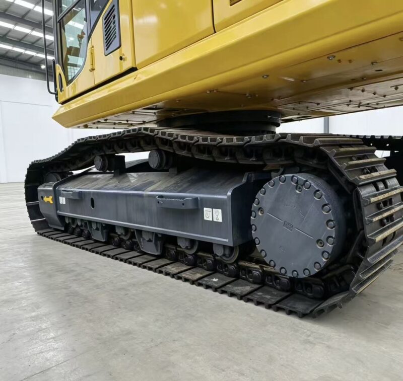 Komatsu PC300