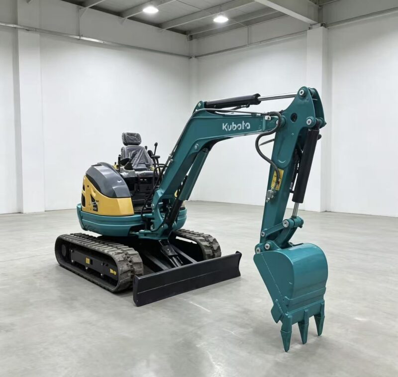 Kubota U25