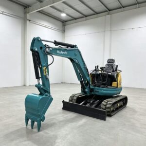 Kubota U25