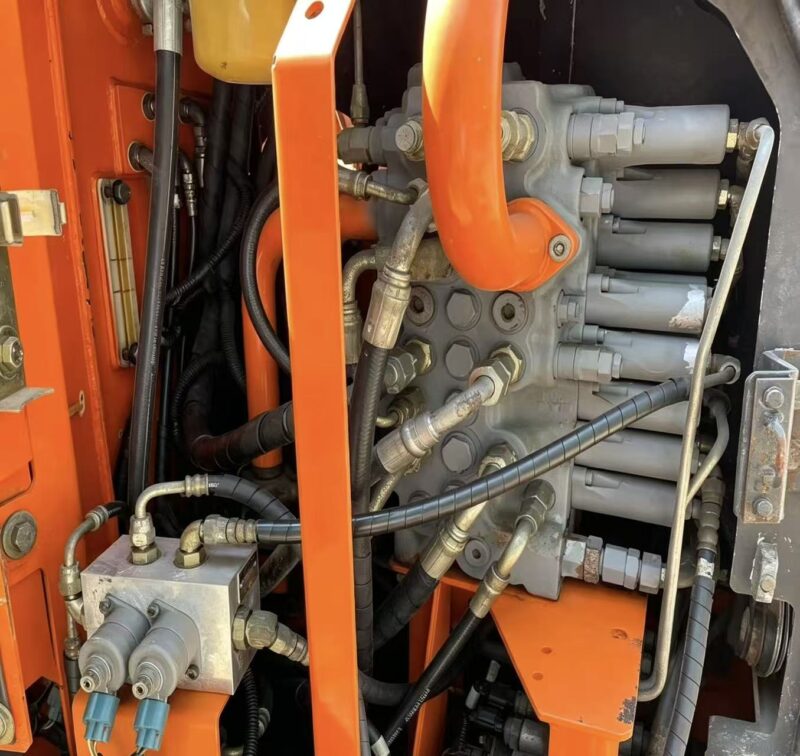 微信图片_20260831092038_1410_98 Hitachi ZX75