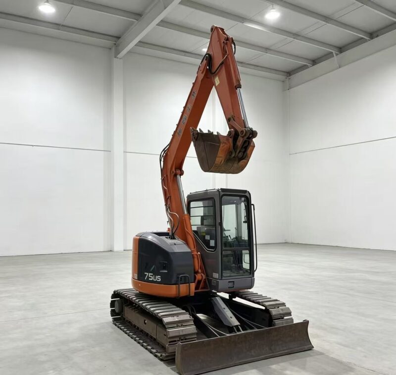 微信图片_20260831092041_1413_98 Hitachi ZX75