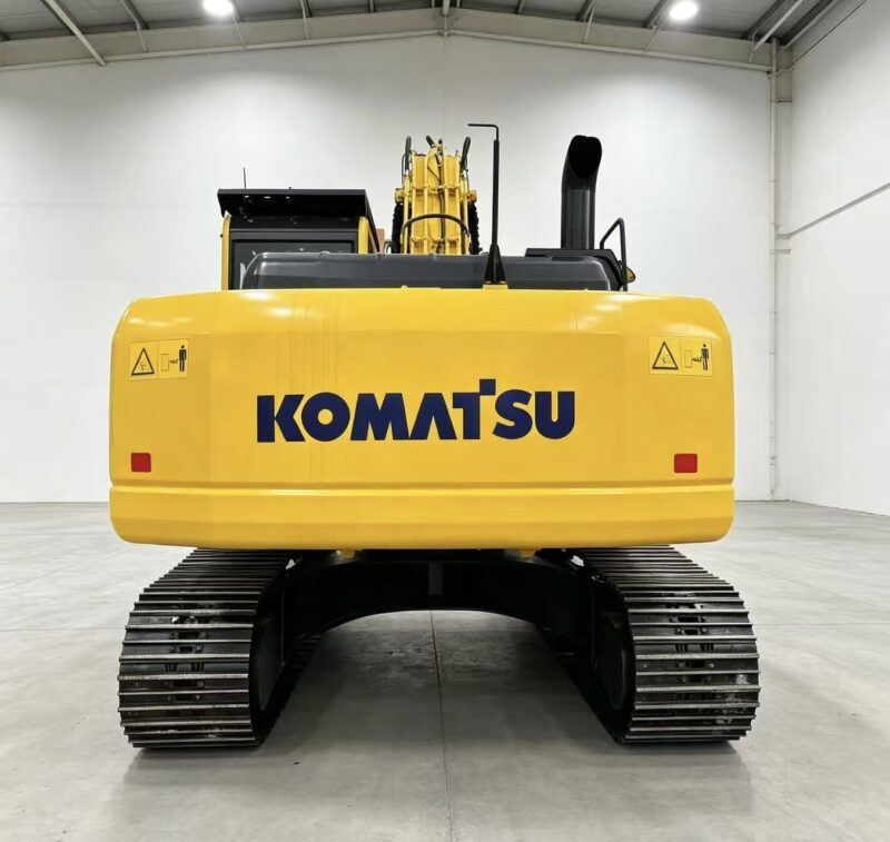 Komatsu PC210