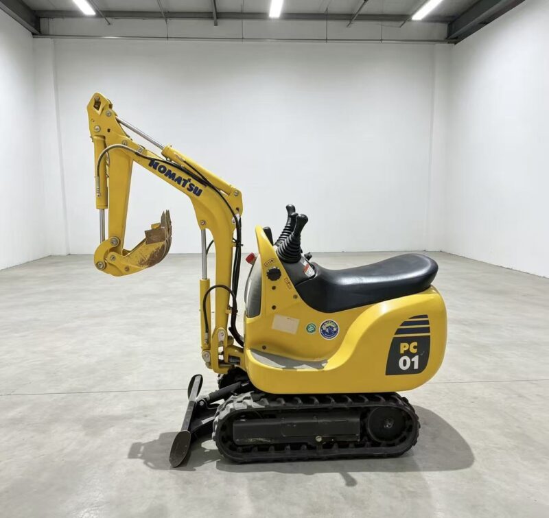 微信图片_20260901074655_1471_98 Komatsu PC01