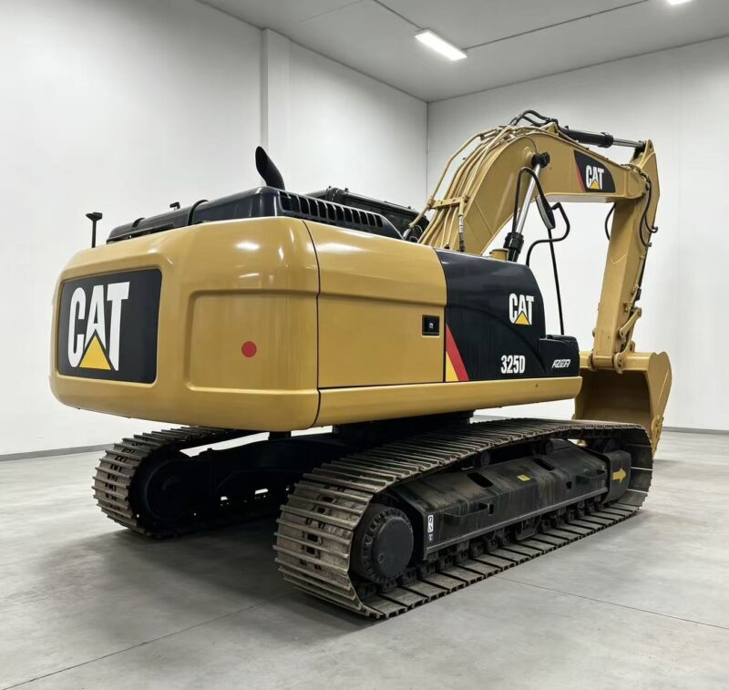 CAT 325